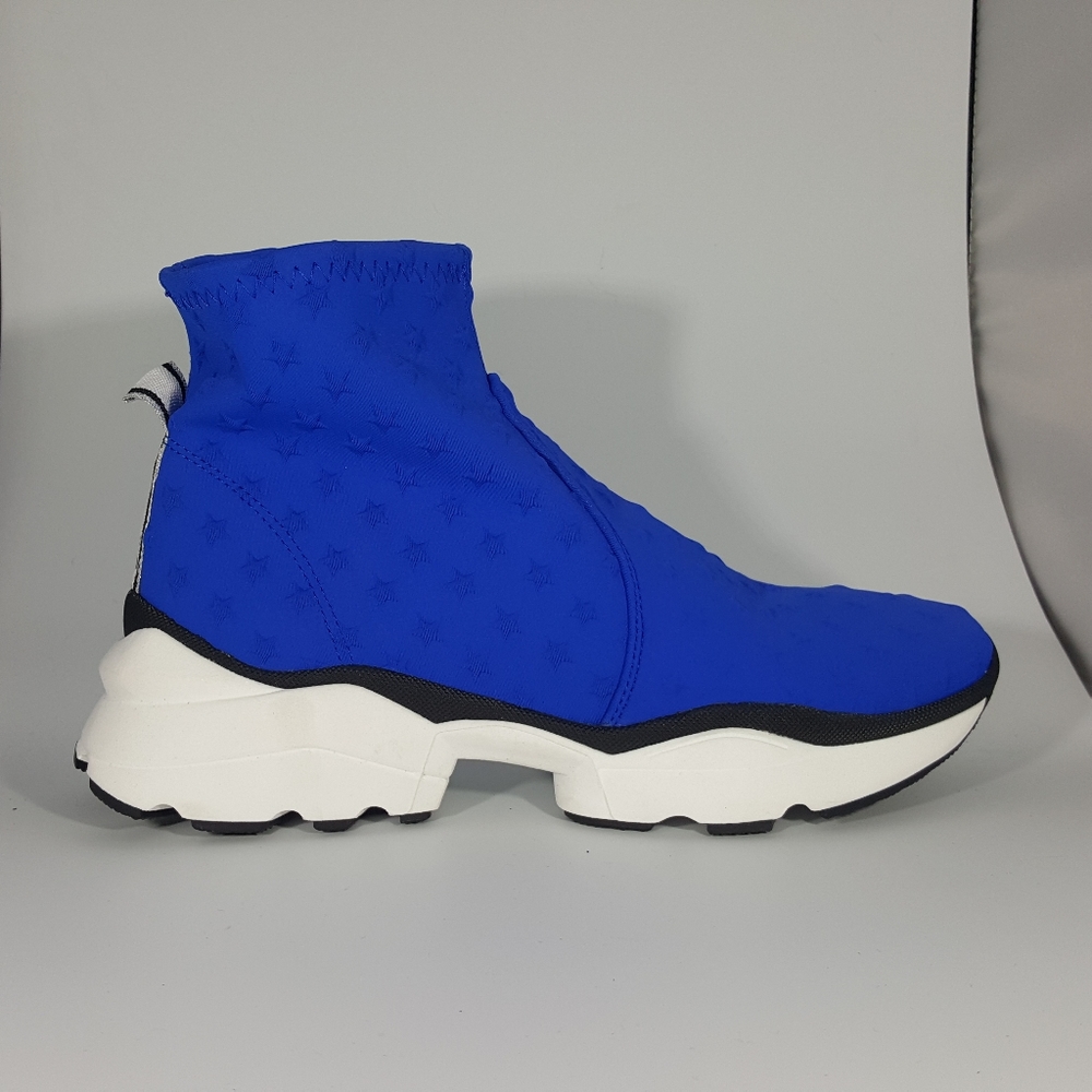 NR Rapisardi Trainer Bootie w Stars & Sneaker Sole